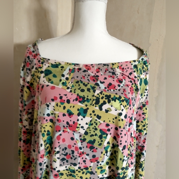 Multicolor Abstract Print Top - Picture 3 of 11